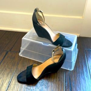 Seychelles Wedges - Size 8.5